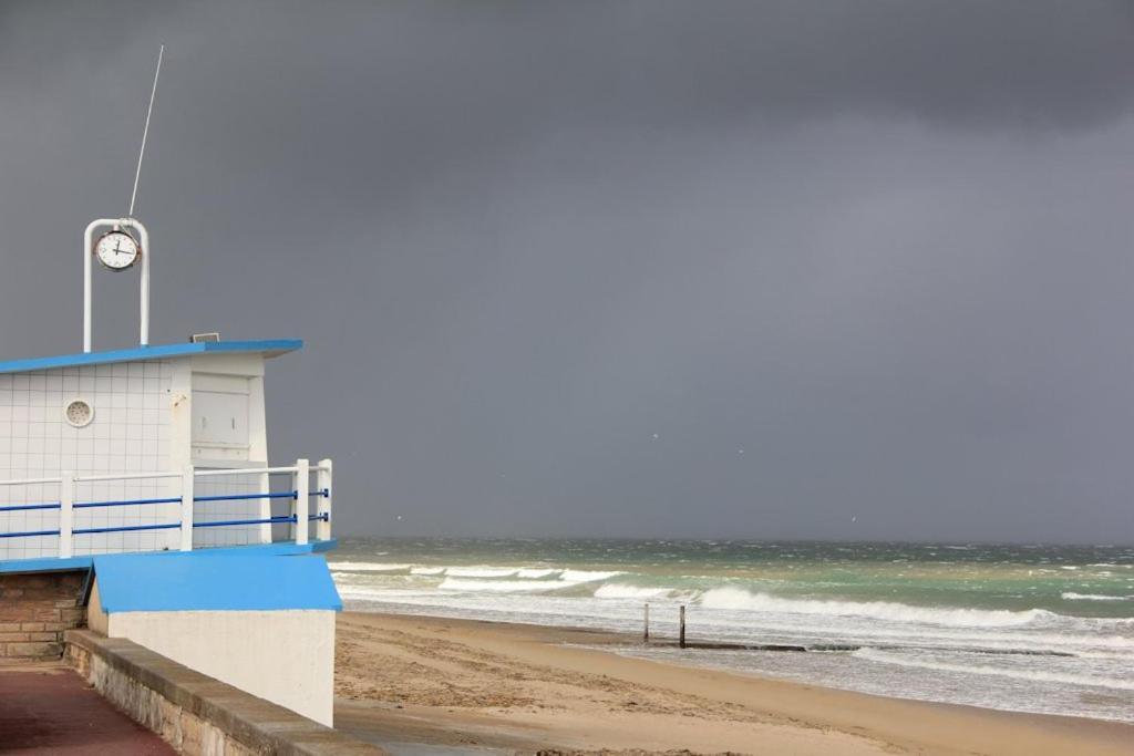 Charmante Maisonnette Avec Terrasse A 100M De La Plage Langrune-sur-Mer Exteriér fotografie